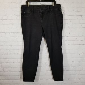 Torrid Black Skinny Denim Stretch Jeans 24S Plus Size Short